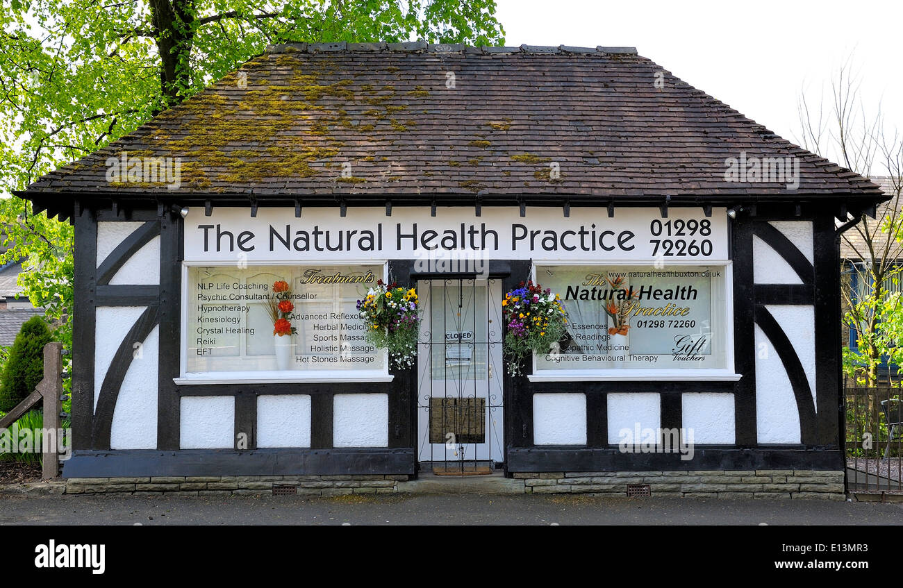 Buxton Derbyshire England UK. Natürliche Gesundheits-Praxis-shop Stockfoto