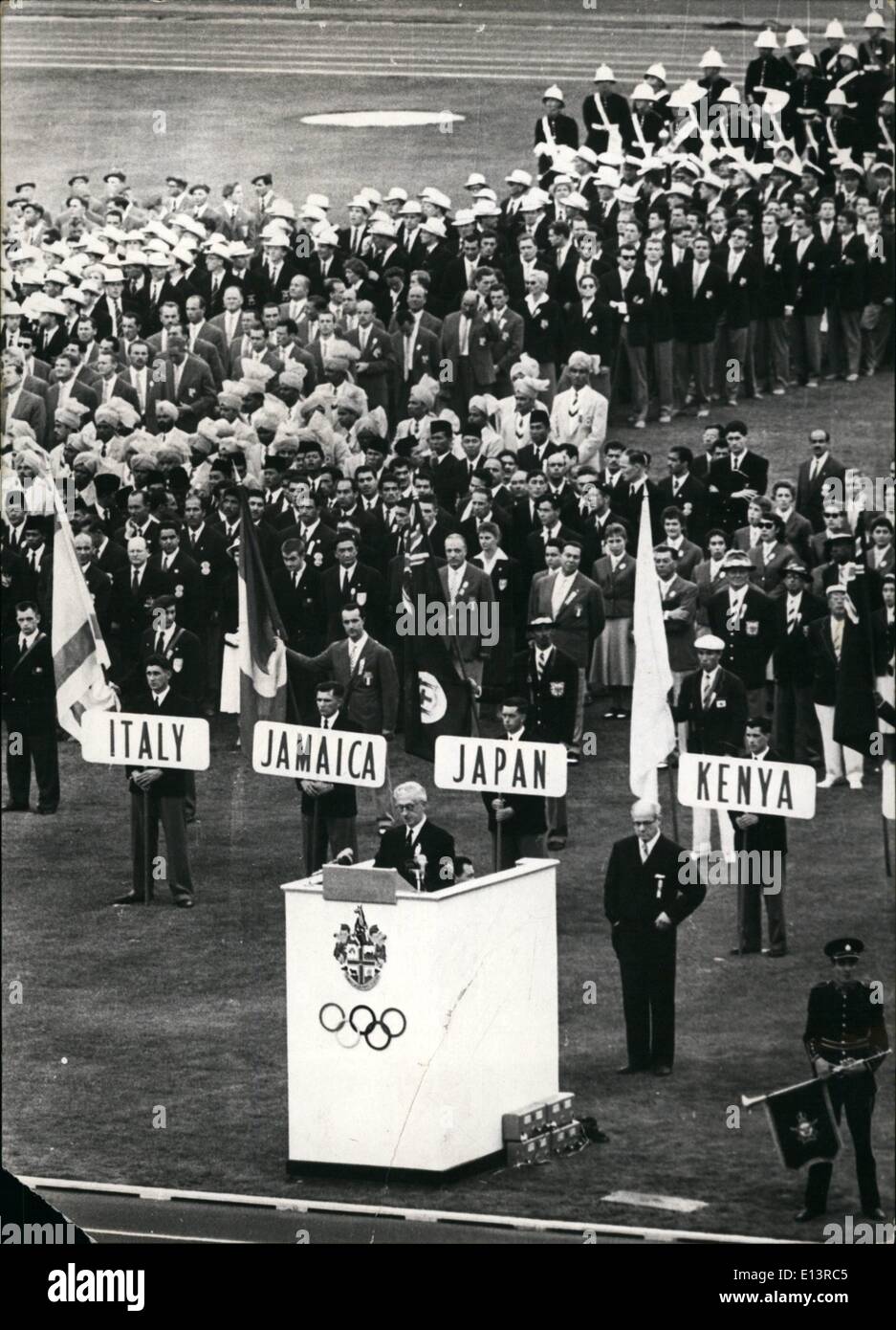 27. März 2012 - am Donnerstag 22, 11, 1958: die Eröffnungsfeier der XVI. Olympischen Sommerspiele in Melbourne begonnen, der Chef der Organisation der Olympischen Spiele in seiner Rede macht. Stockfoto