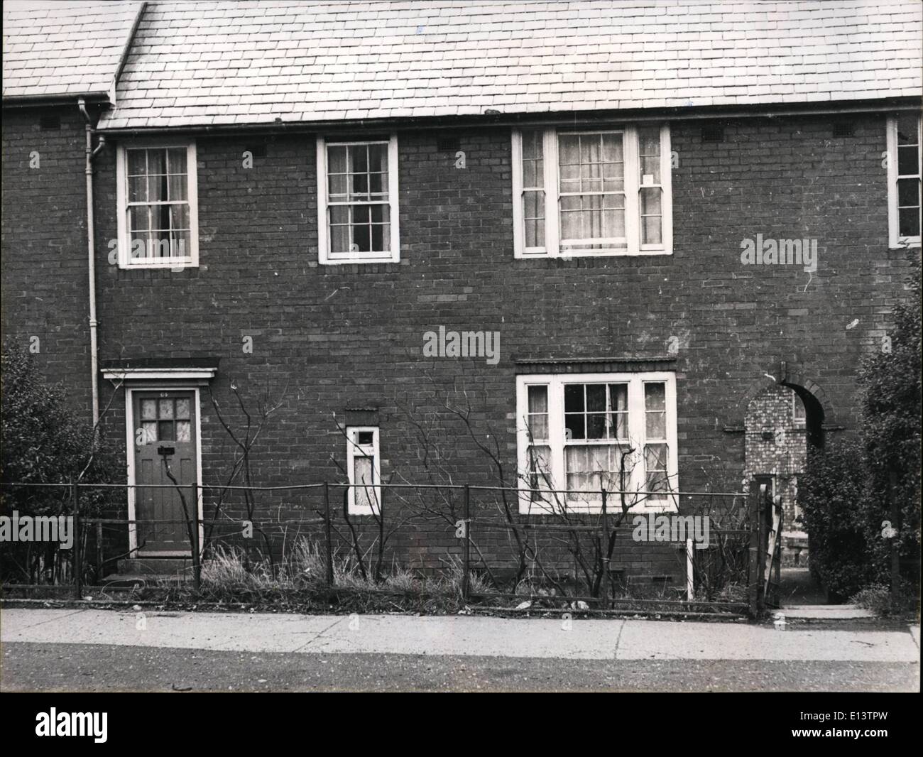 27. März 2012 - Rechtsgeschichte Made In Britain 11 Jahre Mädchen Lebensatz gegeben: Schaffung Rechtsgeschichte in britischen trifft Mary Bell, für in Newcastle Upon Tyne assized Mary Bell, die a11 Jahr alt, ist zum Leben Haft wegen Totschlags 4 jährige Martin Brown und 3 Jahre alten Brian Howe in Scots Cod verurteilt wurde , New Castle, früher in diesem Jahr Stockfoto