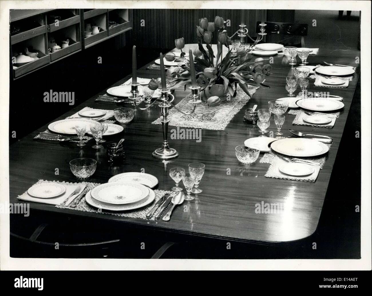 17. April 2012 - Wedgwood China Service - 1.200 Stück - für den Einsatz im Lancaster House Krönung Abendessen. Ein 1.200 Stück China Abendessen Stockfoto