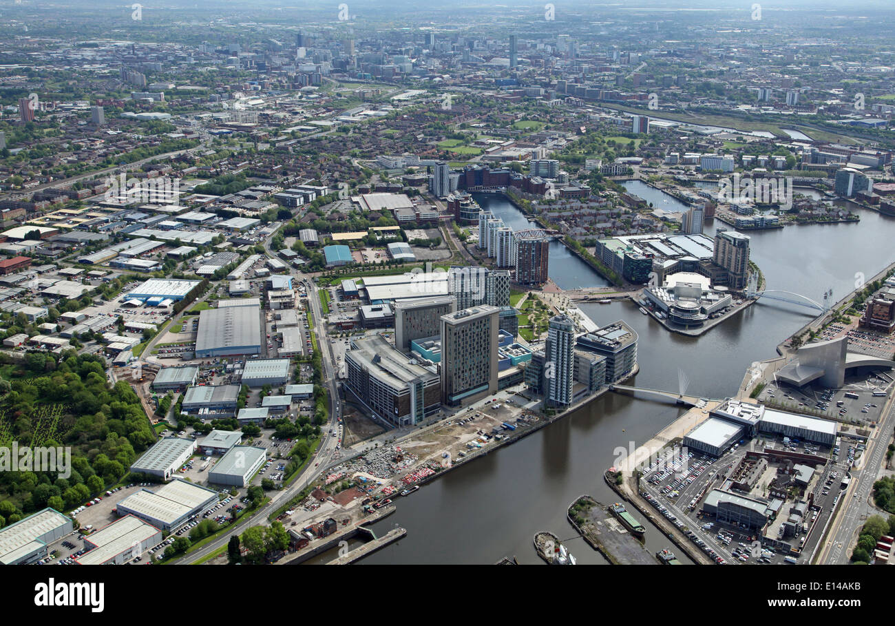 Luftaufnahme der Medienstadt (MediaCityUK offiziell) in Salford Quays, Manchester Stockfoto