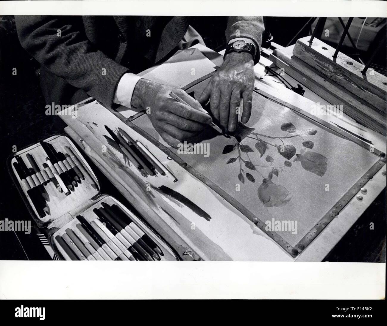 17. April 2012 - die Farbe aufgetragen: die Öle aus der Bleistifte sind in Terpentin löslich. Große farbige Waschungen erfolgt durch das Gefühl der Hand Polieren. Die größte Tat, nahm drei Monate in Anspruch Stockfoto