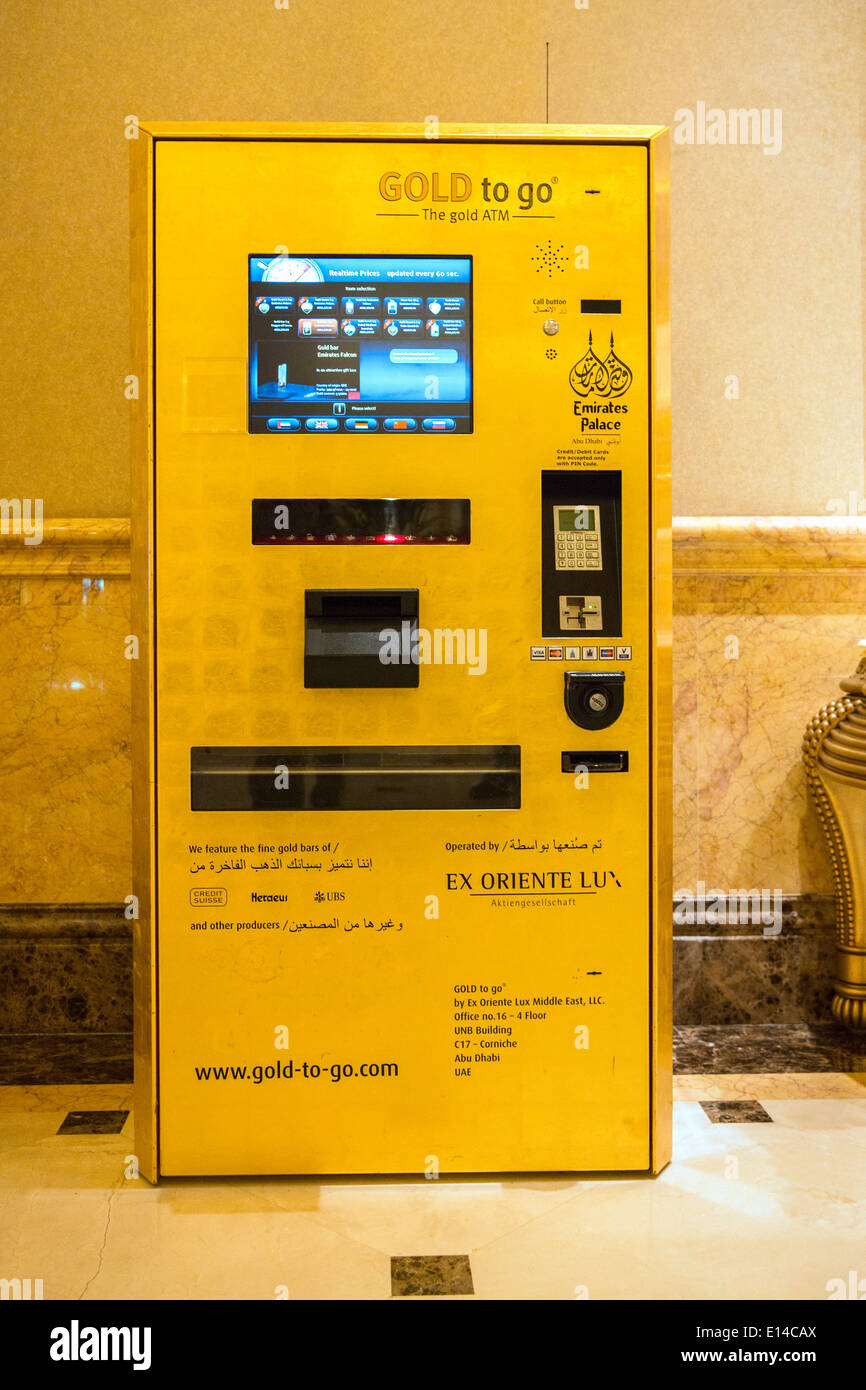 Vereinigte Arabische Emirate, Abu Dhabi, Emirates Palace Hotel. ATM für gold Stockfoto