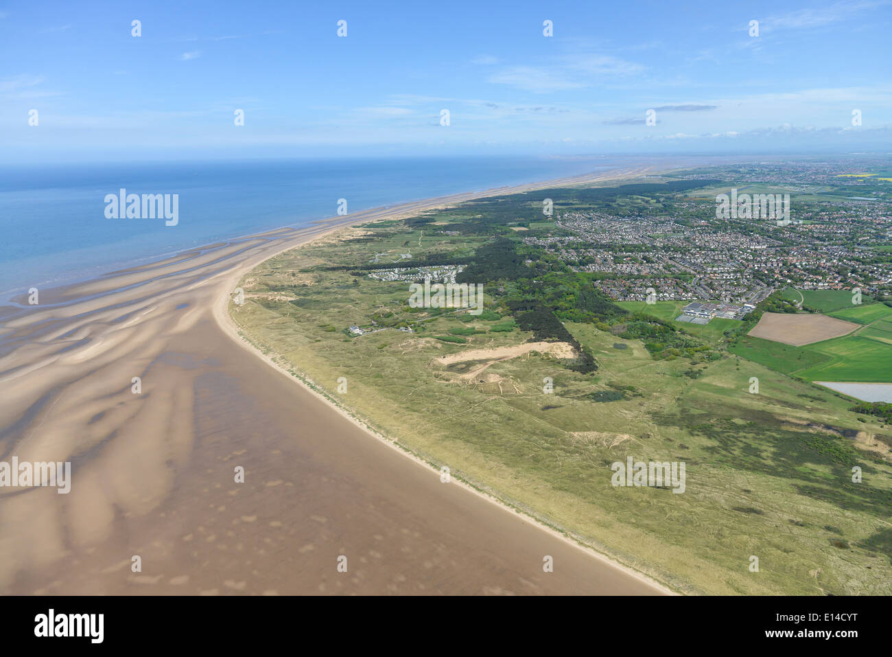 Eine Antenne anzeigen aussehende Nord auf der Küste von Lancashire mit Bestandteil Formby sichtbar. Stockfoto