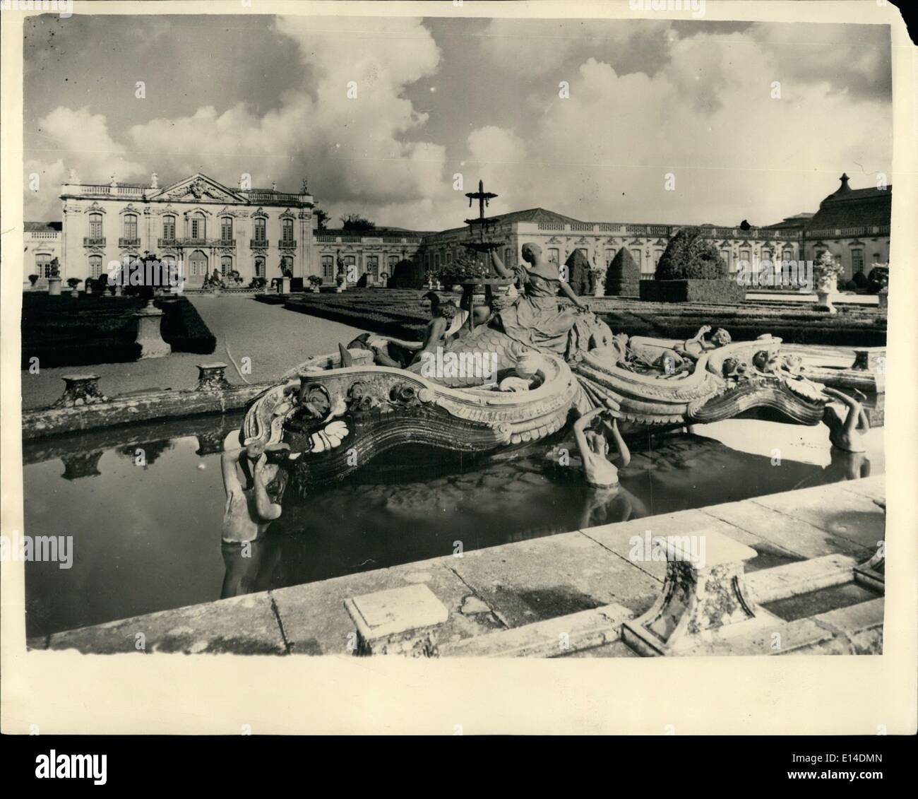 18. April 2012 - bereitet Lissabon Königlicher Besuch. Boden der Königin Palast.: Ansicht auf Gelände von Queluz Palast. Lissabon - wo Königin und Duke of Edinburgh bleiben wird - bei Staatsbesuch in Portugal. Stockfoto
