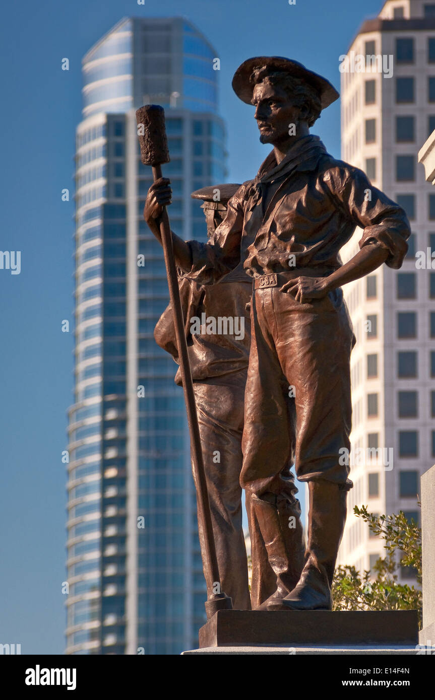 Konföderierte Artilleristen mit Ladestock, 1903 konföderierten Soldaten bronze Figuren von Pompeo Coppini State Capitol, Austin, Texas Stockfoto
