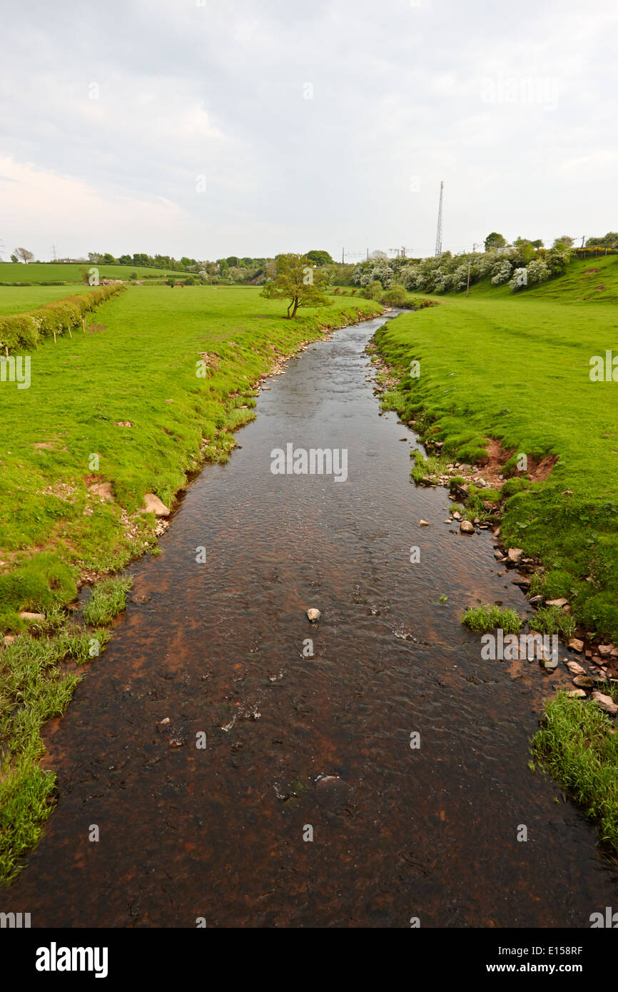 Fluß Sark bildet der Schottland-England Grenze zwischen Dumfries und Galloway und Cumbria in gretna Stockfoto