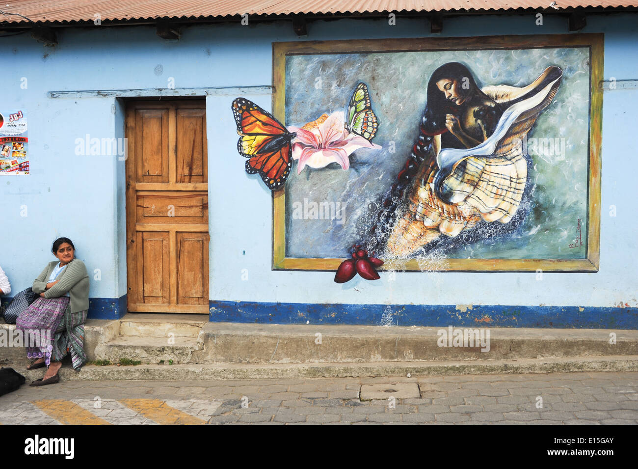 Straße mit Malerei in San Juan la Laguna über Guatemala Stockfoto