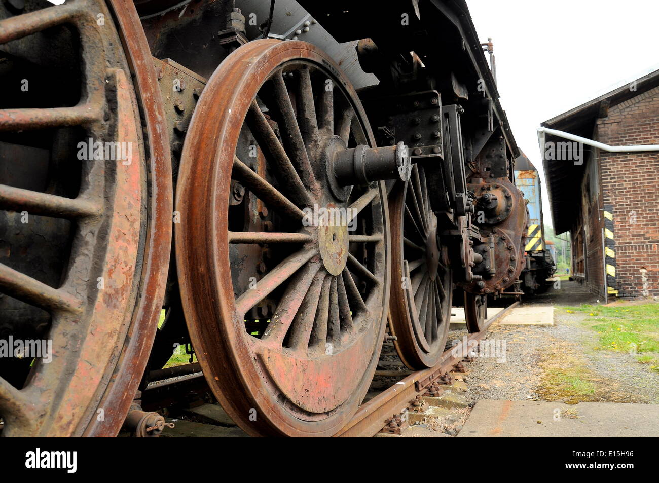 Renovierung der historischen Dampflokomotive auf dem Betriebshof in Jaromer, Tschechische Republik, 1. Mai 2014. (Foto/Rostislav Kalousek CTK) Stockfoto