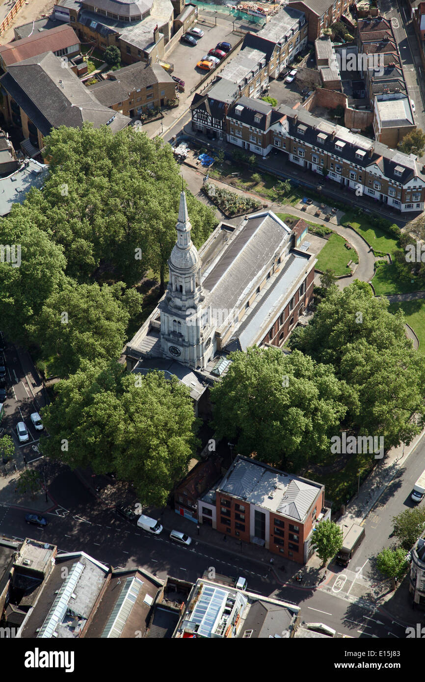 Luftaufnahme von St. Leonards Shoreditch Kirche in East London Stockfoto
