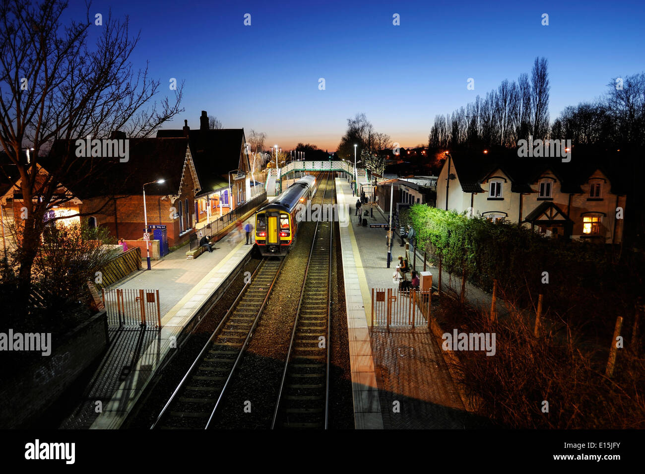 Widnes Nord Bahnhof wo der Sänger / Songwriter wird geglaubt, um den Hit "Homeward Bound" geschrieben haben. Stockfoto