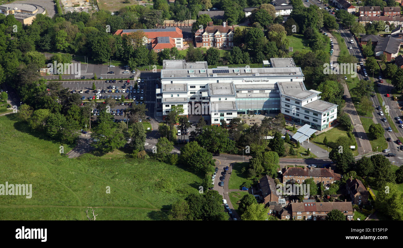 Luftaufnahme des Epping Forest College in Loughton, Essex, UK Stockfoto