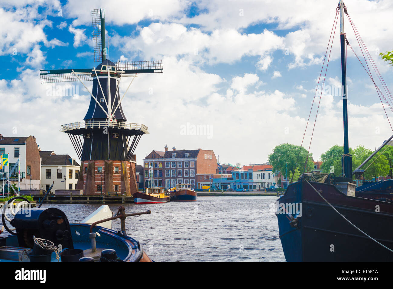 Windmühle in Haarlem, hollandish Stadt. Molen de Adrian museum Stockfoto