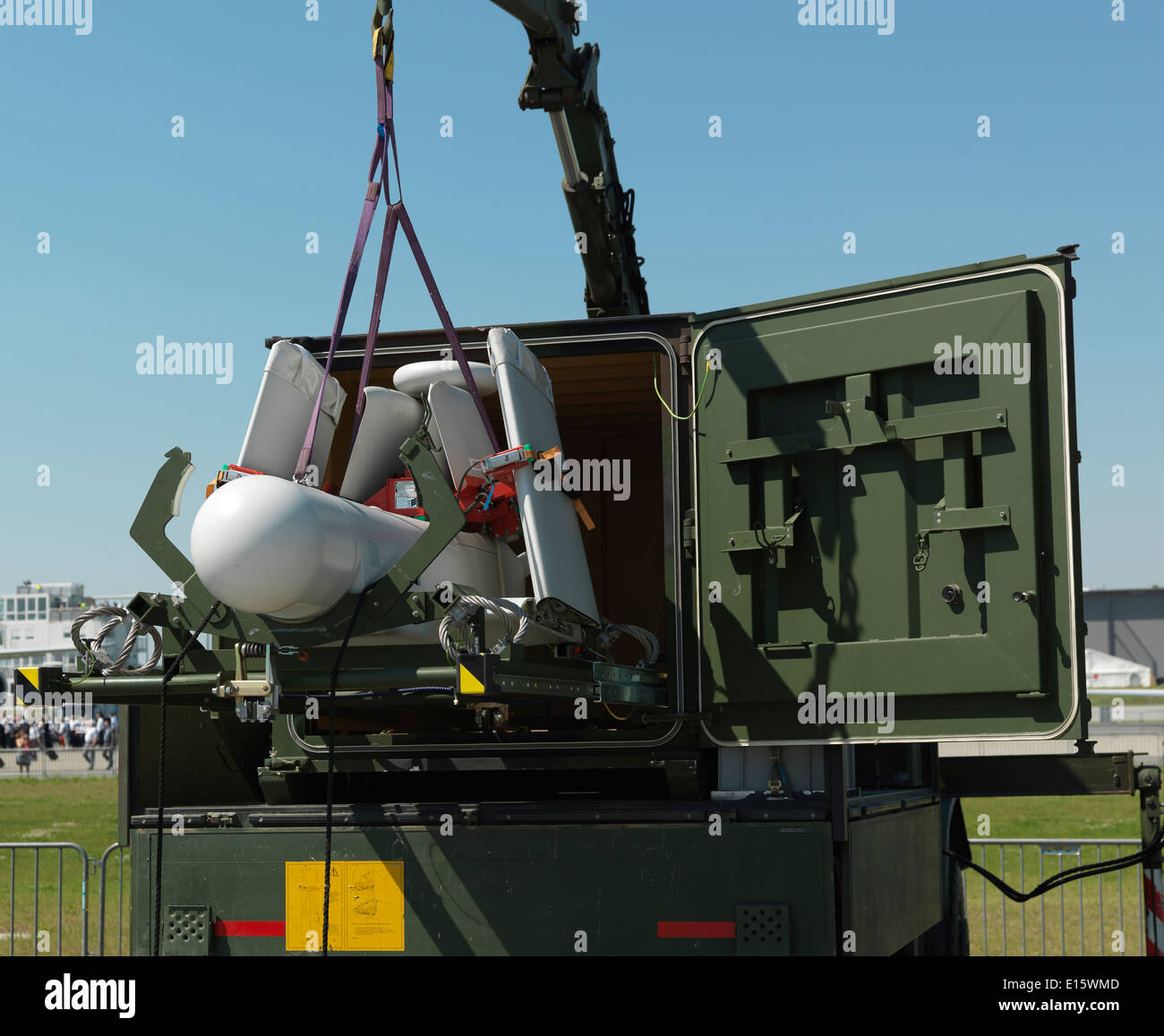UAV KZO eine deutsche Aufklärungs- und Zielerfassung Drohne dargestellt von der deutschen Armee (Deutsches Heer), gefaltet, für den Transport. Stockfoto