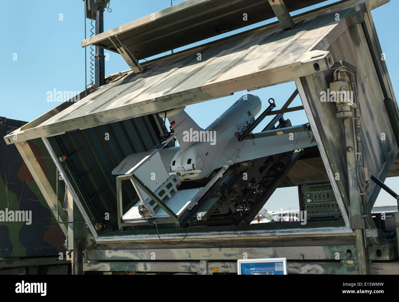 UAV KZO eine deutsche Aufklärungs- und Zielerfassung Drohne, dargestellt von der deutschen Armee (Deutsches Heer). Stockfoto