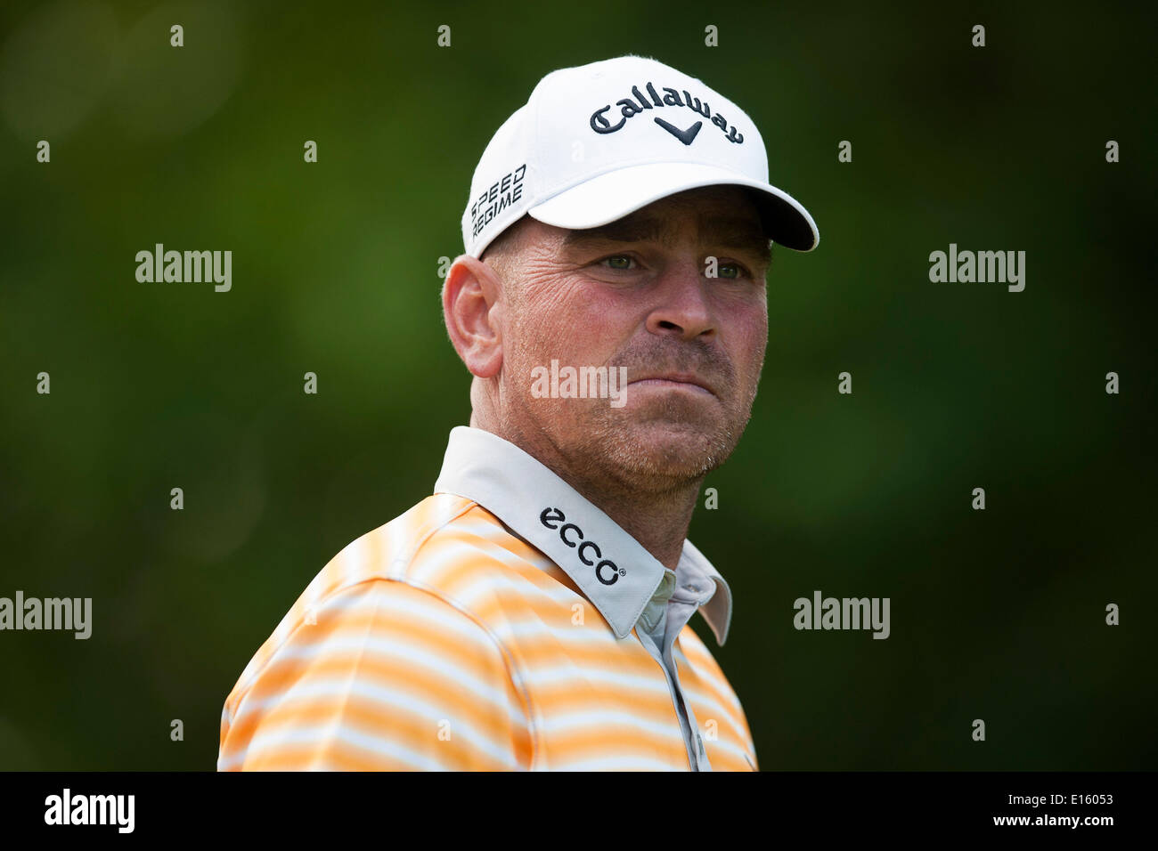 Wentworth, UK. 23. Mai 2014. Thomas Björn [Höhle] in der zweiten Runde der 2014 BMW PGA Championship von The West Course Wentworth Golf Club Credit: Action Plus Sport/Alamy Live News Stockfoto