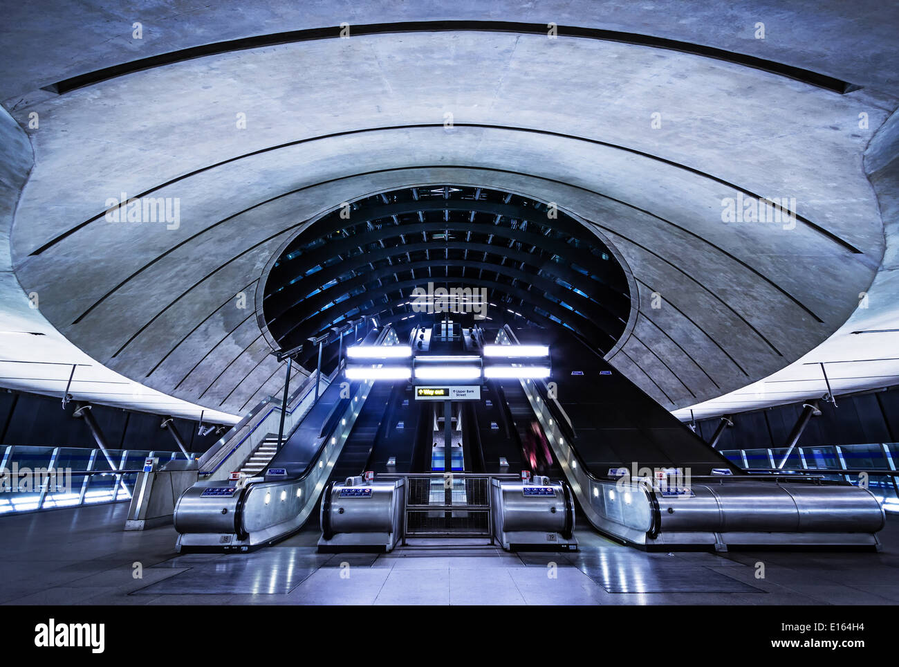 London - futuristischen u-Bahnstation Stockfoto