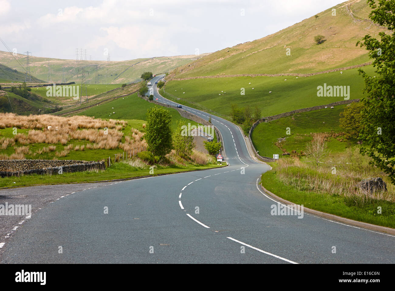 A6-Straße durch das Tal Borrowdale in Cumbria uk Stockfoto