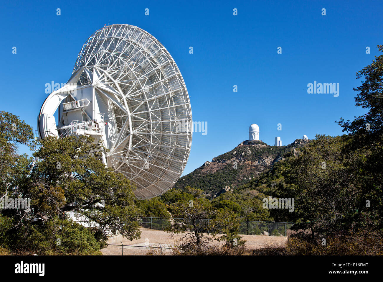 VLBA Radio Teleskopantenne. Stockfoto