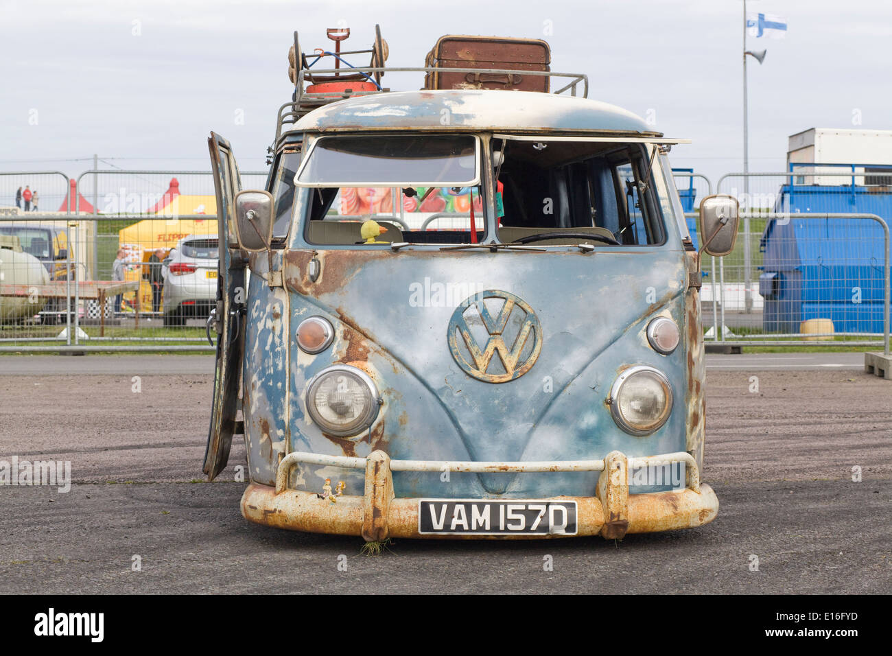 Ratte VW Camper auf dem Santa Pod Raceway England suchen Stockfoto