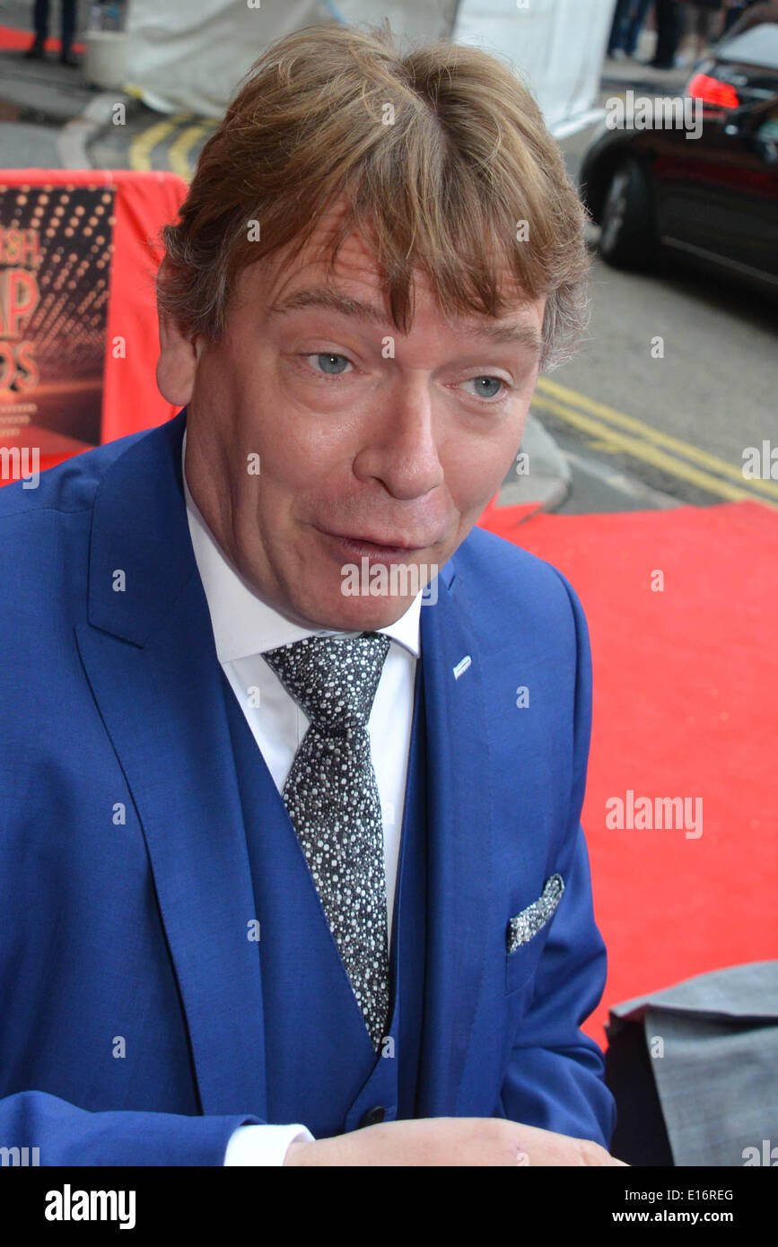 London, UK. 24. Mai 2014: EastEnders Schauspieler Adam Woodyatt spielen Ian Beale bei The British Soap Awards Hackney Empire in London kommt. Bildnachweis: Siehe Li/Alamy Live News Stockfoto