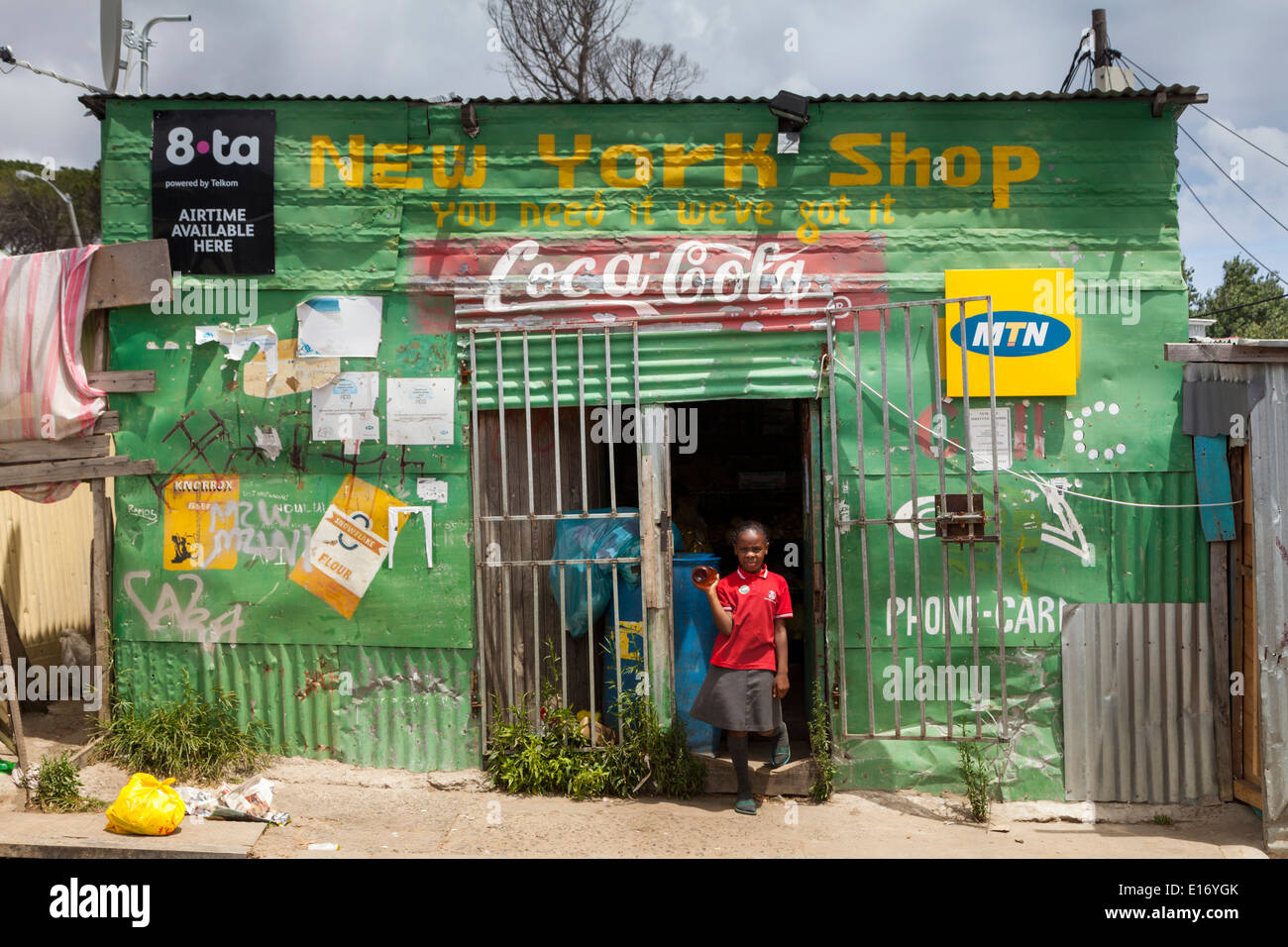 South africa township shop Fotos und Bildmaterial in hoher Auflösung