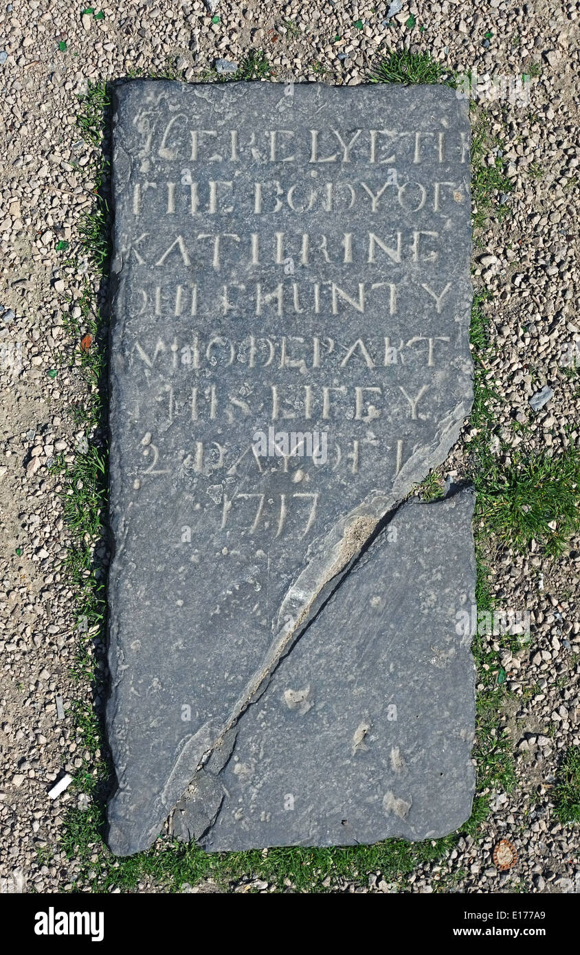 Alten Grabstein in einem Wolfe Tone Park Dublin City Stockfoto