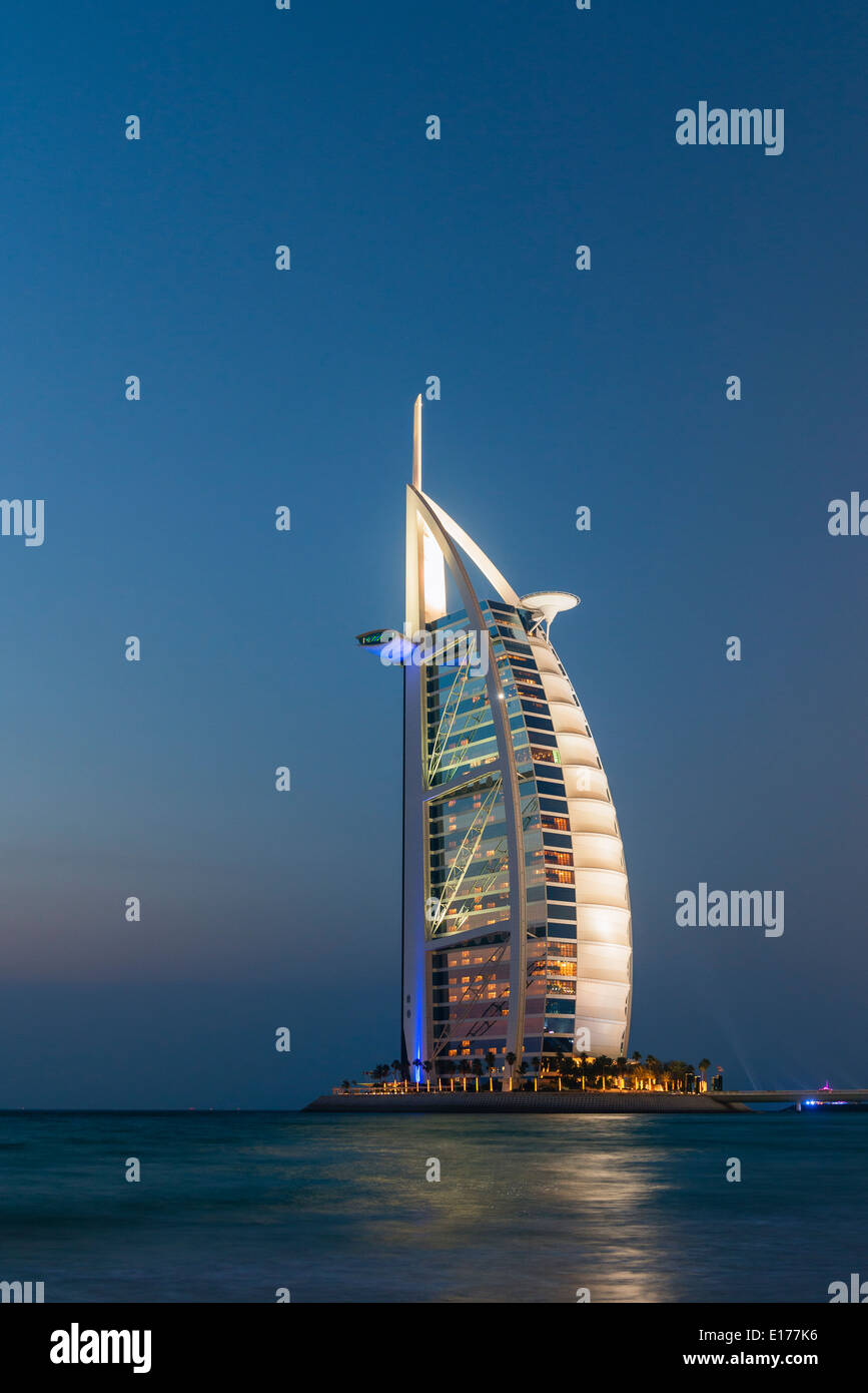 Luxuriöse Burj al Arab Hotel in Dubai Vereinigte Arabische Emirate Stockfoto
