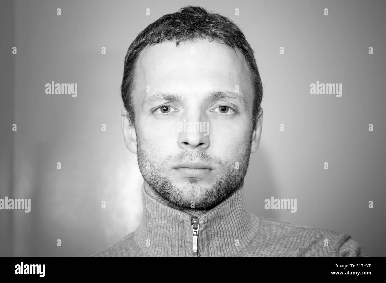 Kaukasischen Jüngling Closeup schwarz-weiß-Porträt Stockfoto