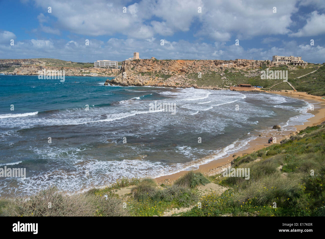 Goldener Sandstrand, Ghajn Tuffieha Bay, nördliche Malta, Europa. Stockfoto
