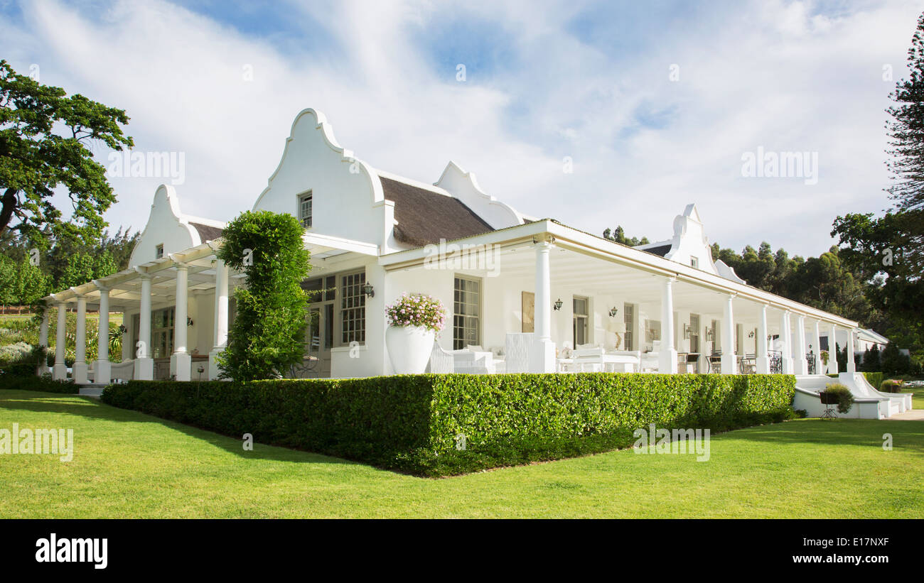 Luxus-Haus mit Veranda Stockfoto