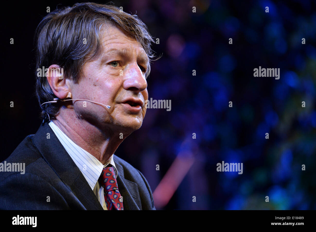 Hay on Wye, Wales UK BANK HOLIDAY Montag 26 kann 2014 amerikanische Satiriker PJ O' Rourke sprechen am fünften Tag des Daily Telegraph Heu Literaturfestival 2014, Wales UK Photo Credit: Keith Morris/Alamy Live-Nachrichten Stockfoto