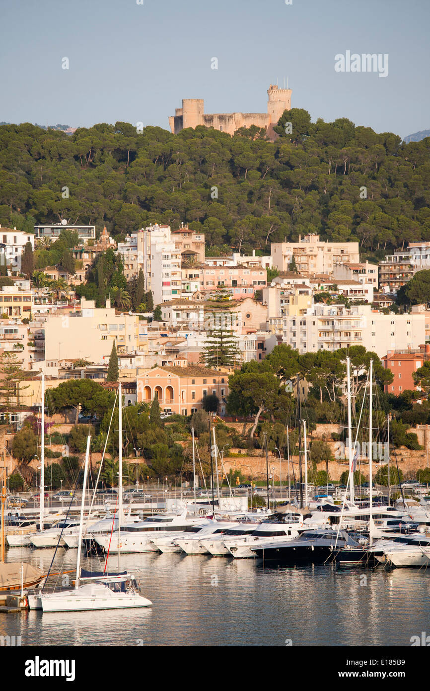 Panorama mit Bellver Castle, Palma De Mallorca, Mallorca Insel, Spanien, Europa Stockfoto