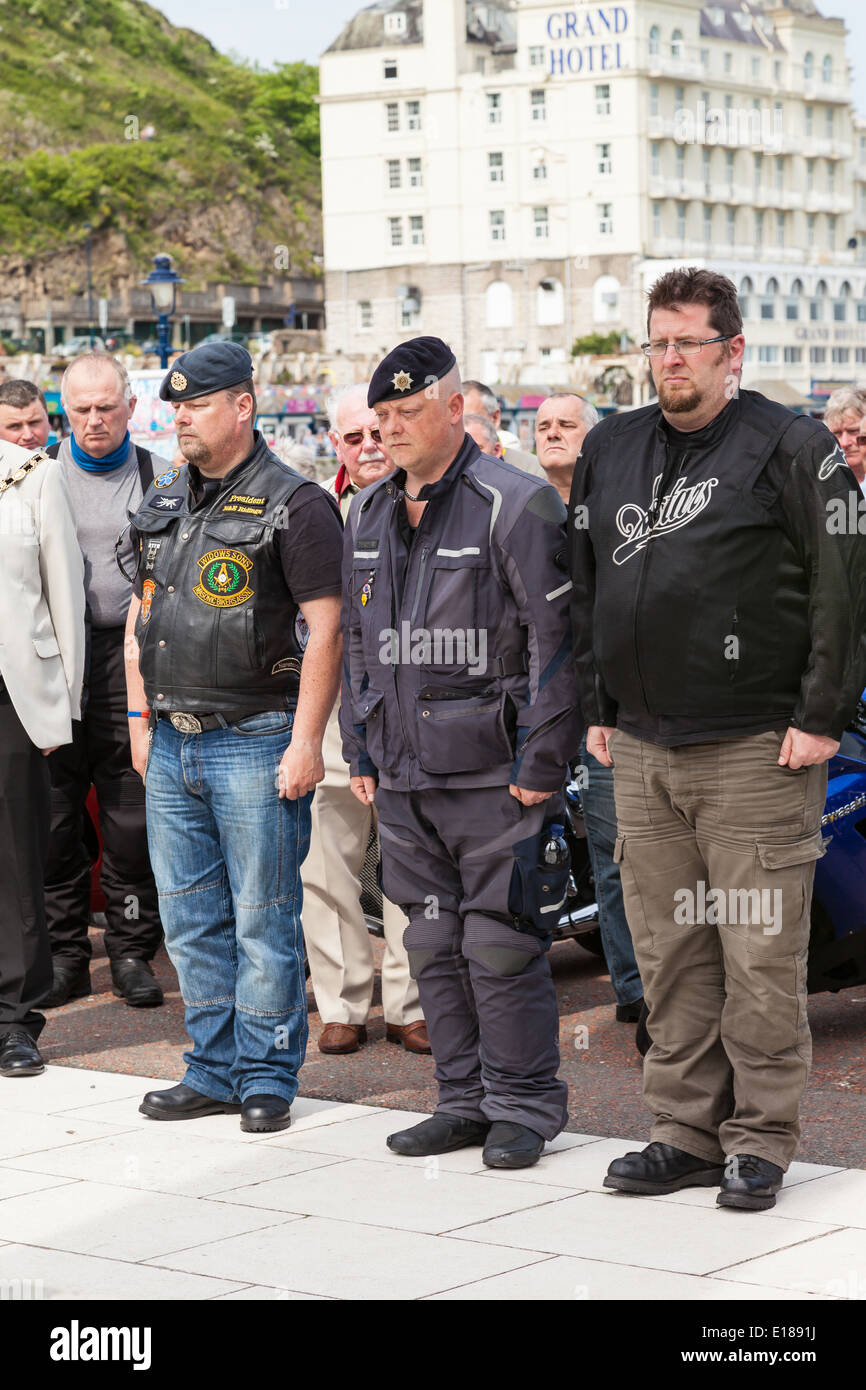 Llandudno, promenade, Conway, Wales, 18. Mai 2014; Biker zollen, nach dreitägigen Tour um Geld für wohltätige Zwecke zu sammeln. Stockfoto