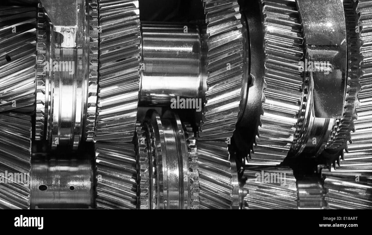 Große industrielle zahnräder und räder aus metall -Fotos und -Bildmaterial  in hoher Auflösung – Alamy