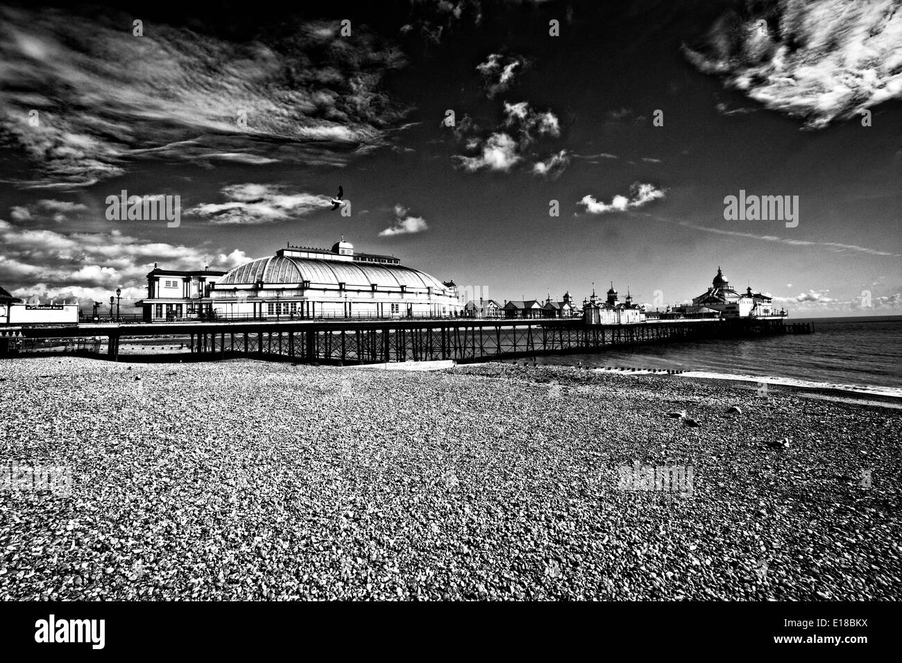 Eastbourne Pier Grand Parade East Sussex Großbritannien am Meer Pier Urlaub Freizeitattraktion. Stockfoto