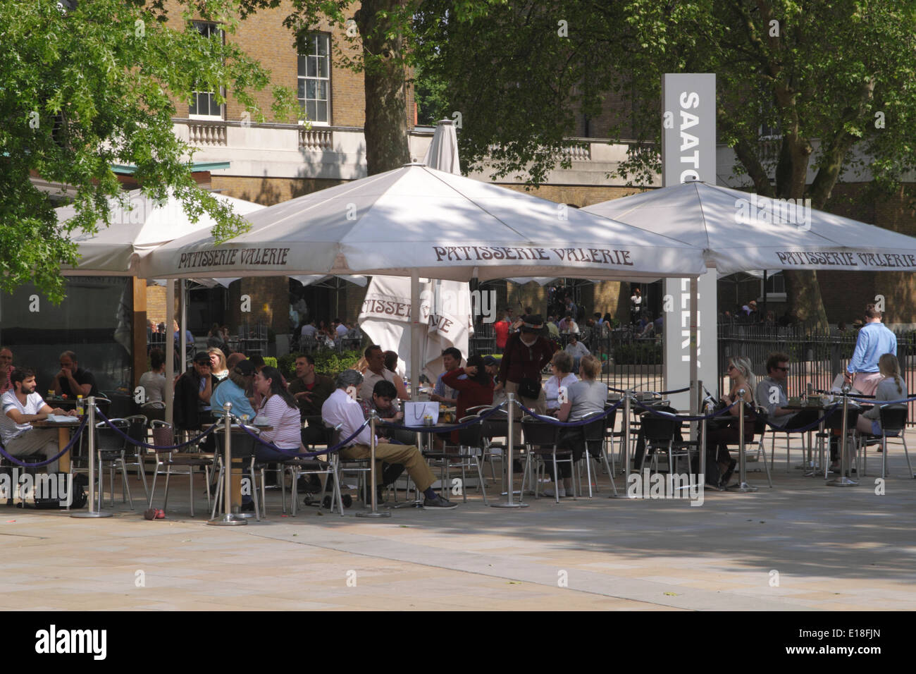 Patisserie Valerie Café Duke of York Platz Chelsea London Stockfoto