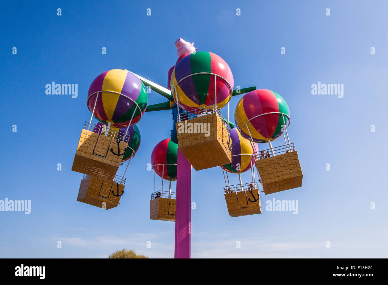 Peppa Schweine Ballonfahrt bei Peppa Pig World, Paultons Park, Romsey, Southampton, England, Vereinigtes Königreich. Stockfoto