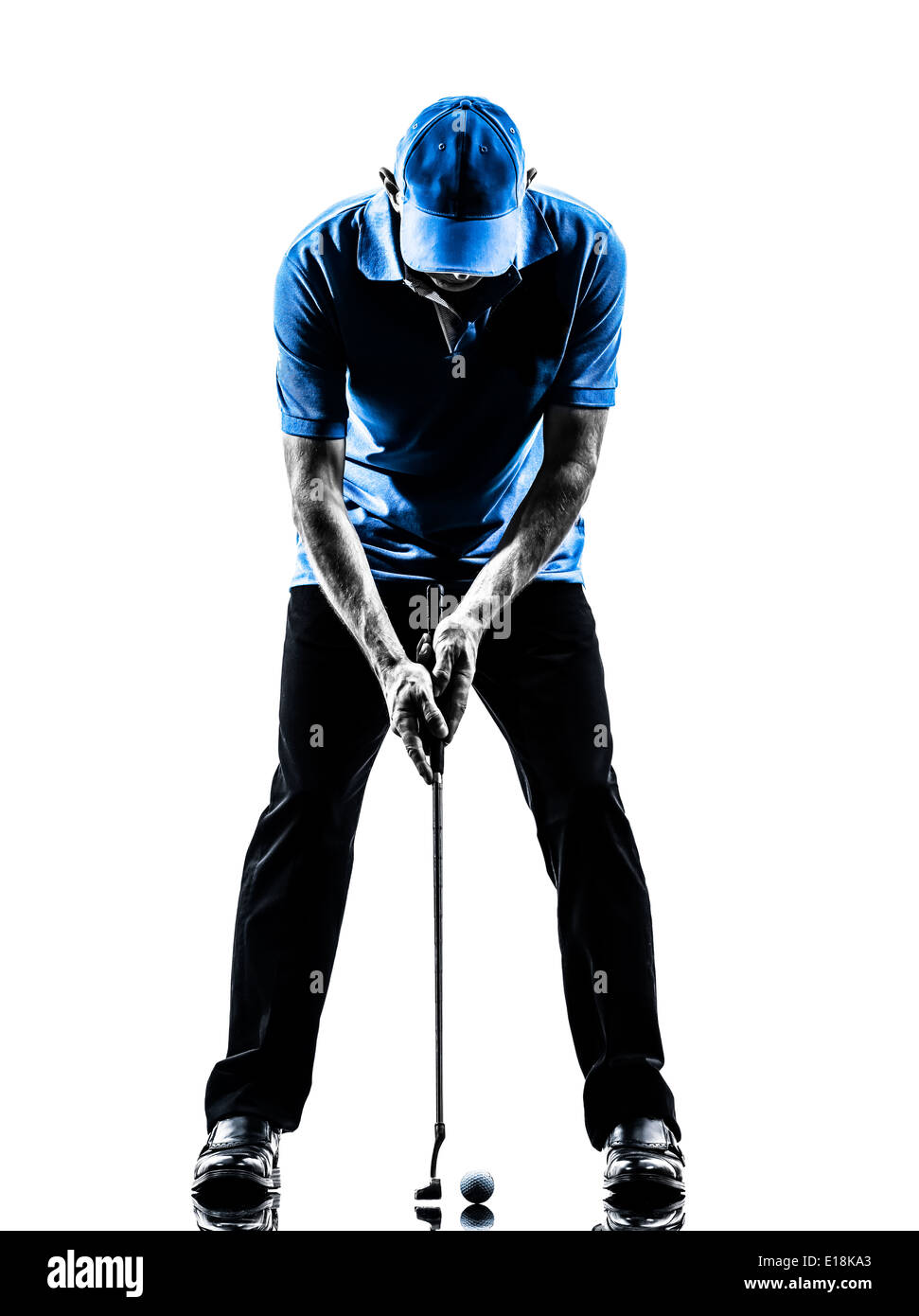 ein Mann Golfer Golf putting Silhouette Studio isoliert auf weißem Hintergrund Stockfoto