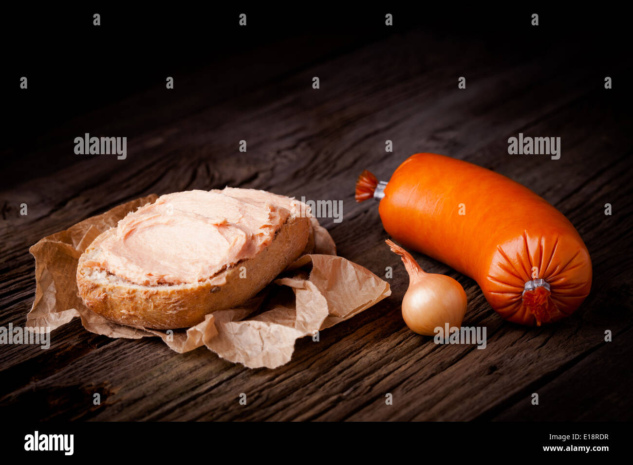 Sandwich mit Fleisch Ausbreitung Stockfoto