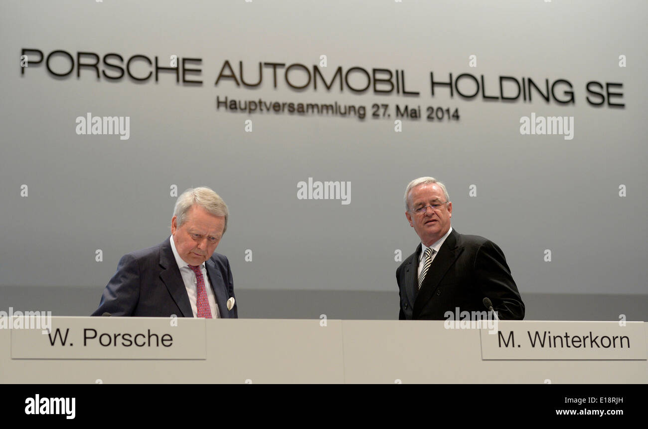 Wolfgang porsche chairman supervisory board Fotos und Bildmaterial in hoher Auflösung Alamy