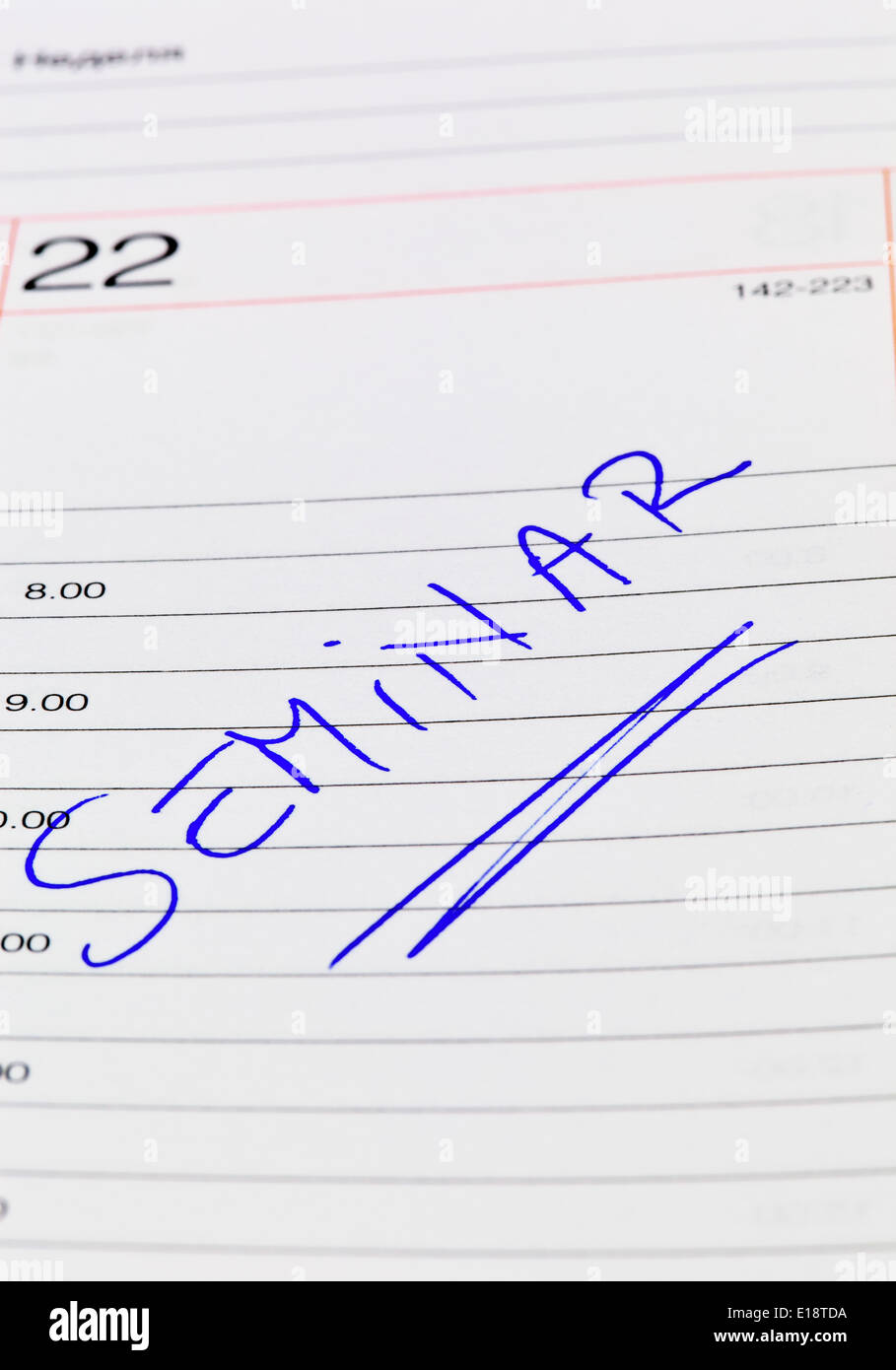 Ein Termin ist in Einem Kalender Eingetragen: Seminar Stockfoto