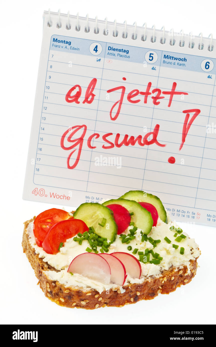 Ein Brot Mit Topfen Und Quarkaufstrich Und Gem¸se Zur Gesunden Ern‰hrung. Stockfoto