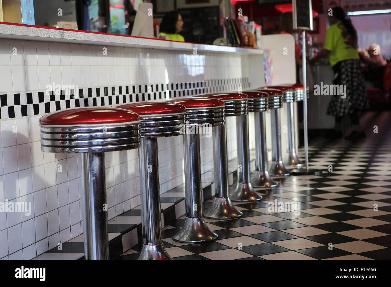 Das Innere des The Diner, ein klassisches amerikanisches Diner-Restaurant ist in Sevierville, Tennessee abgebildet. Stockfoto