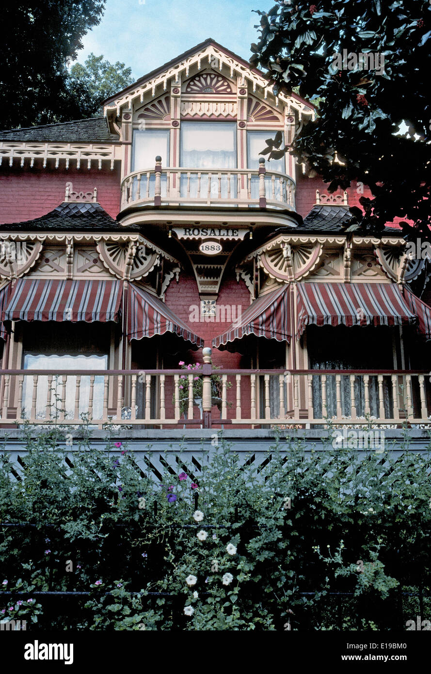 Dieser historische 1889 viktorianischen Haus benannte Rosalie gilt als ein architektonisches Juwel die malerische Ozark Mountains Eureka Springs, Arkansas, USA Stockfoto