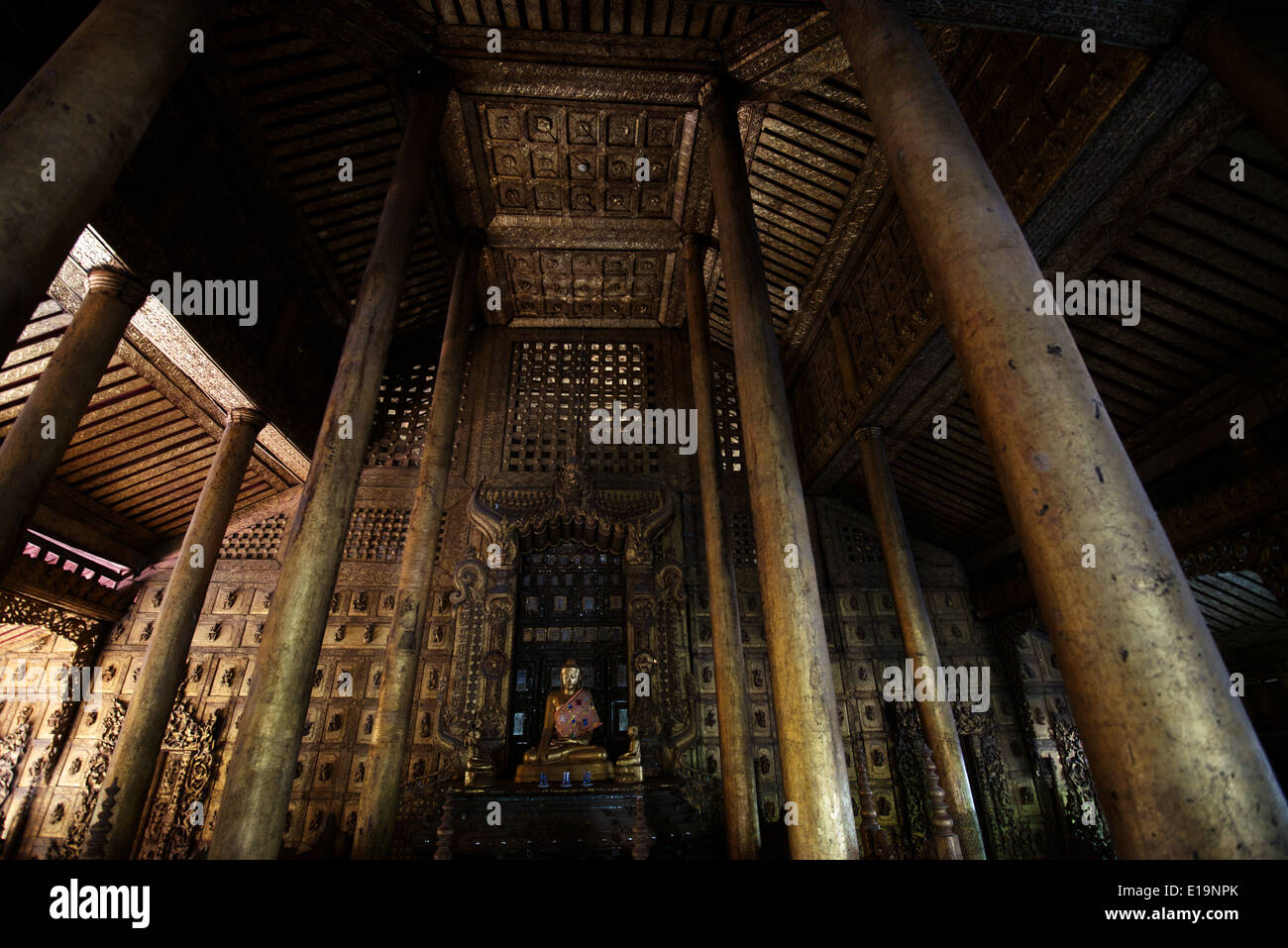 Shwenandaw Kyaung Teak Kloster. Stockfoto