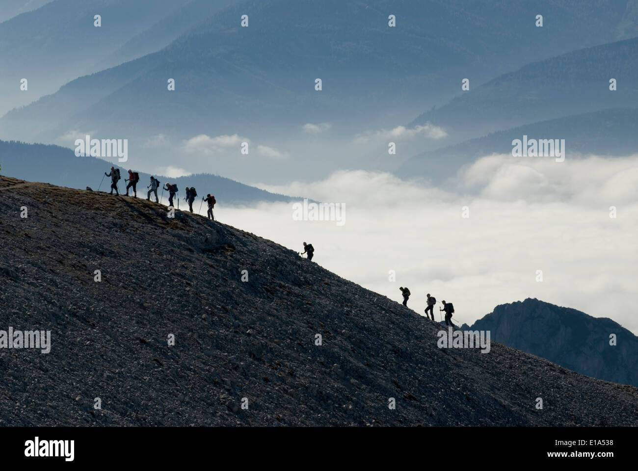 Gruppe von Bergsteigern in Steiermark, Österreich Stockfoto