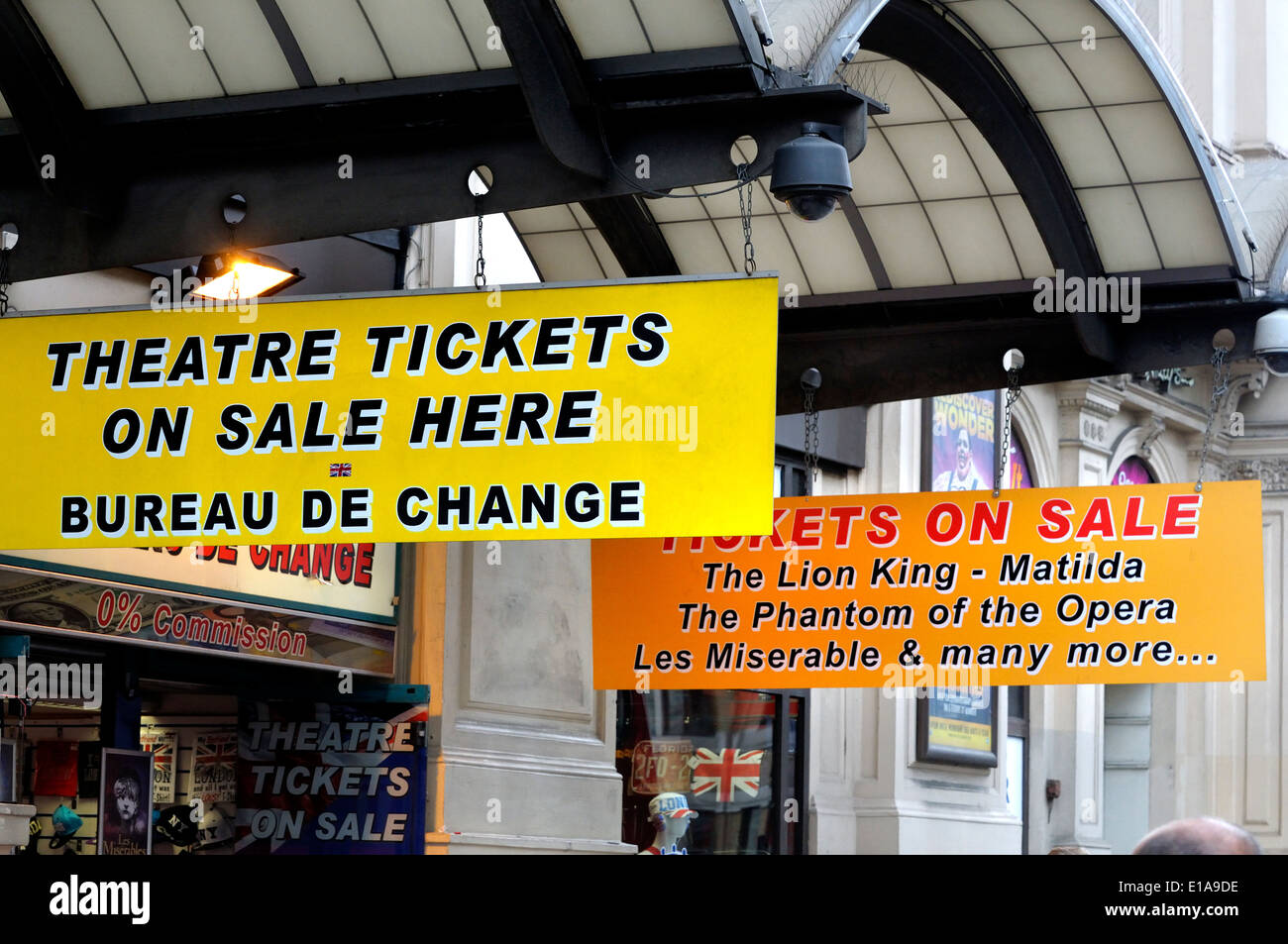 London, England, Vereinigtes Königreich. Rabatt Theatertickets im Vorverkauf am Piccadilly Circus Stockfoto
