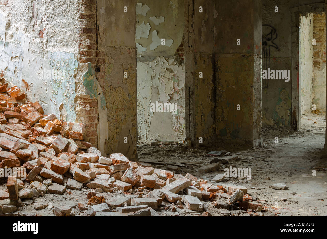 Ruinen in alten verlassenen Krankenhaus-Gebäude Stockfoto