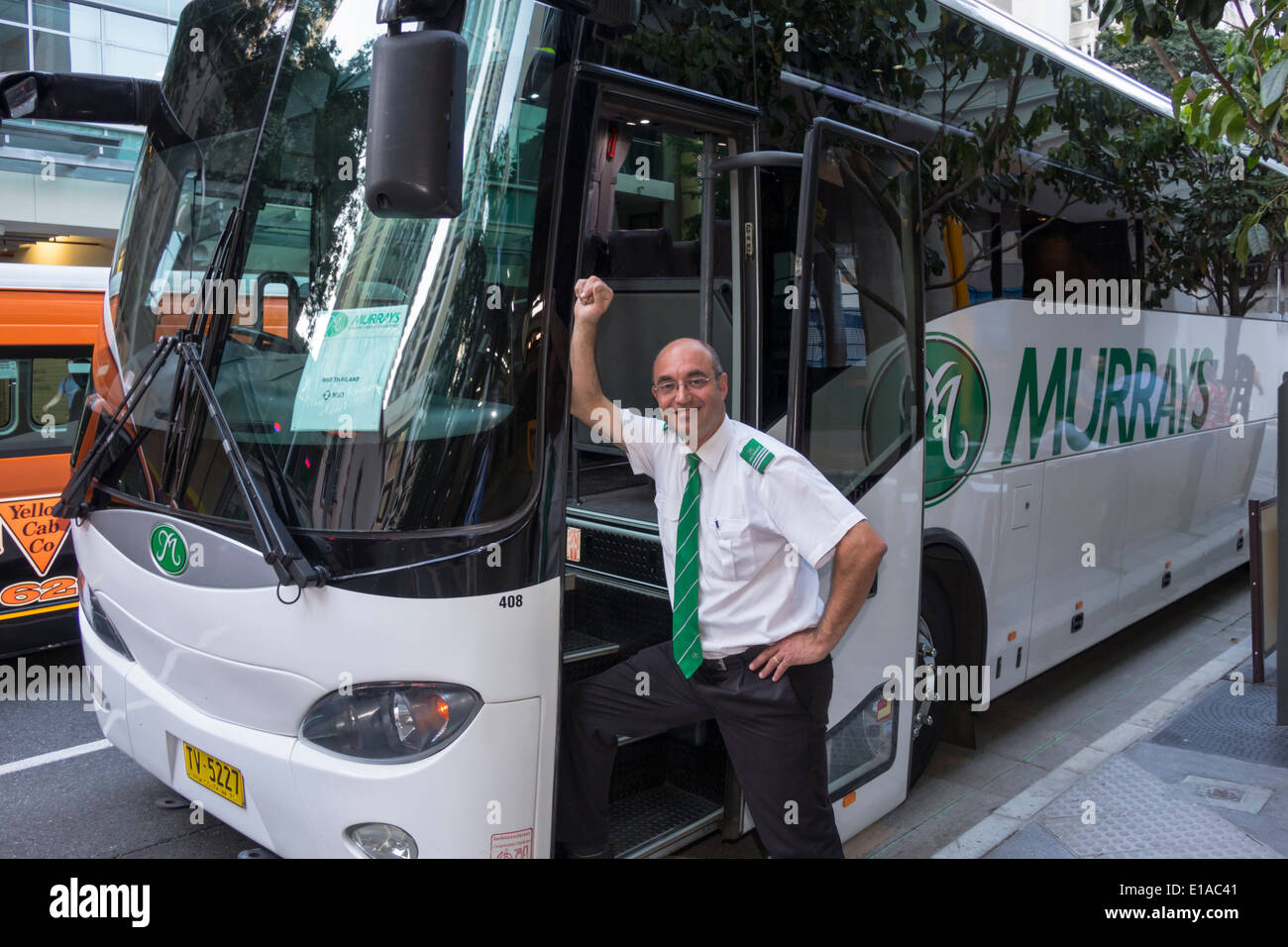 Brisbane Australien, Mary Street, Bus, Bus, Fahrer, Fahrer, Mann, Männer, lächelnd, AU140312096 Stockfoto